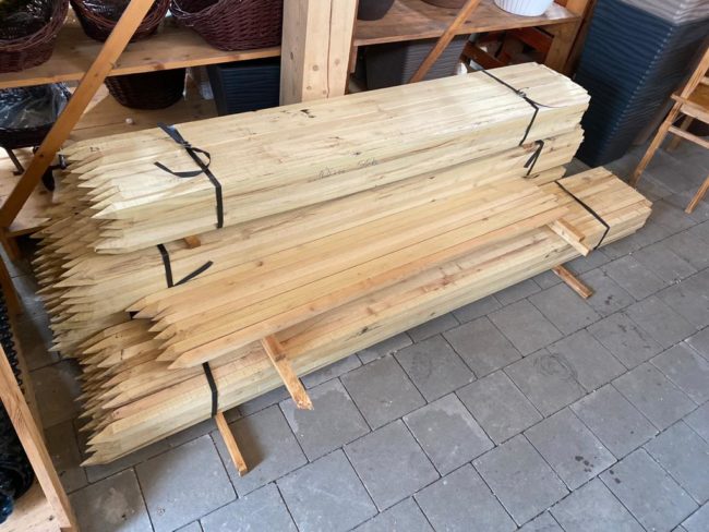 agátové koly k rajčinám a zelenine Trnava agátové koly k rajčinám a zelenine Trnava